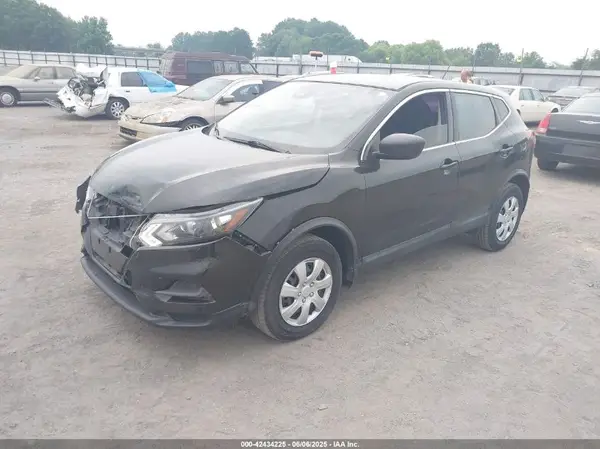 JN1BJ1CV1LW252525 2020 NISSAN ROGUE - Image 2