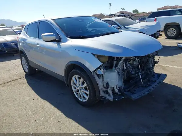 JN1BJ1CV1LW543011 2020 NISSAN ROGUE - Image 1
