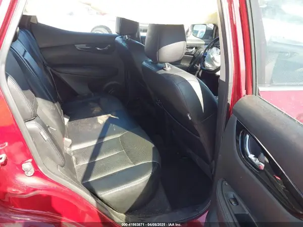 JN1BJ1CV1NW351851 2022 NISSAN ROGUE - Image 8