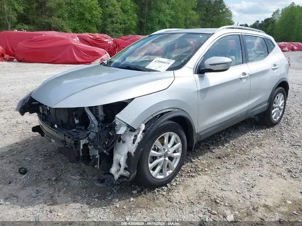 JN1BJ1CV2LW257586 2020 NISSAN ROGUE - Image 2