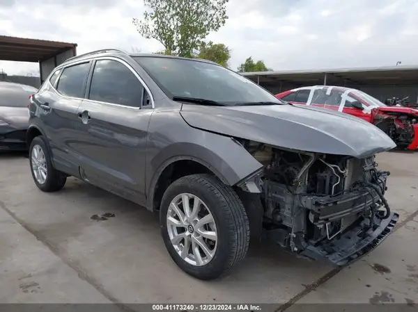 JN1BJ1CV2LW262108 2020 NISSAN ROGUE - Image 1