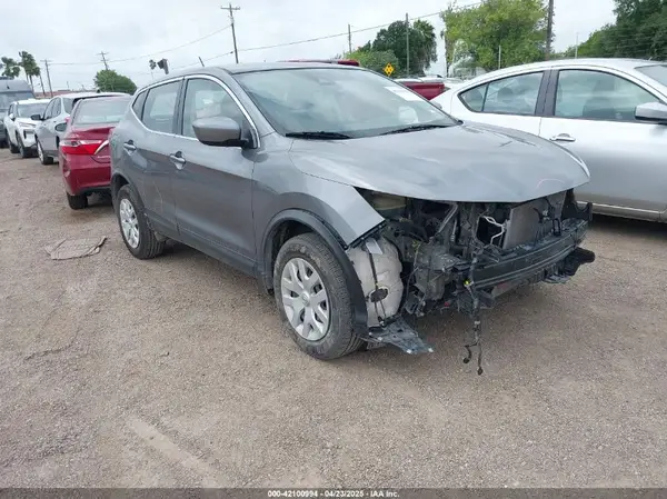JN1BJ1CV2LW276820 2020 NISSAN ROGUE - Image 1