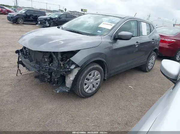 JN1BJ1CV2LW276820 2020 NISSAN ROGUE - Image 2