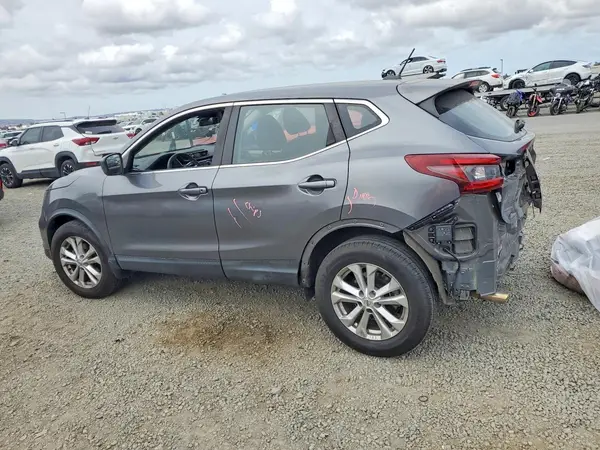 JN1BJ1CV2LW544037 2020 NISSAN ROGUE - Image 2