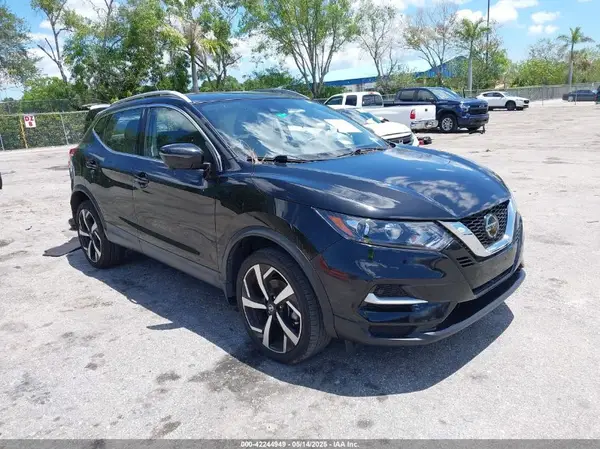 JN1BJ1CV3LW260805 2020 NISSAN ROGUE - Image 1