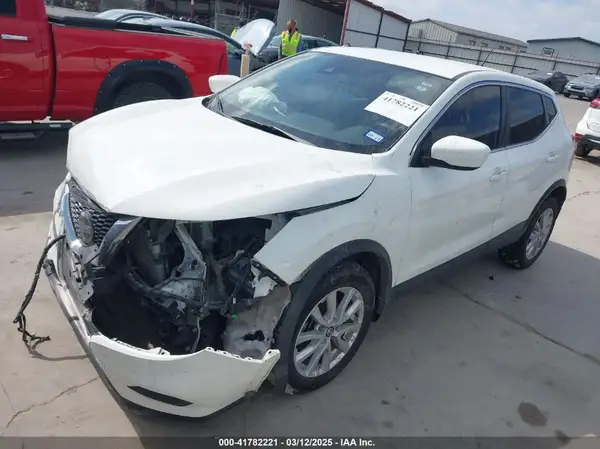 JN1BJ1CV3LW274025 2020 NISSAN ROGUE - Image 2