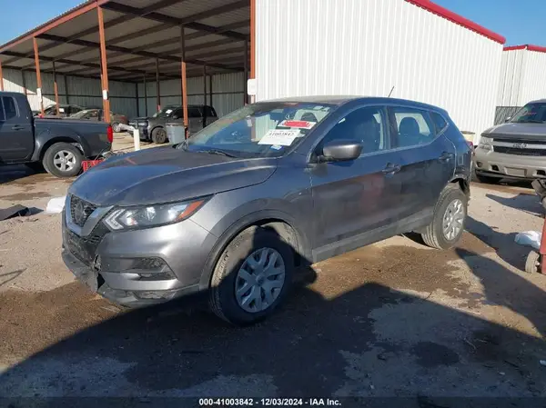 JN1BJ1CV4LW253930 2020 NISSAN ROGUE - Image 2