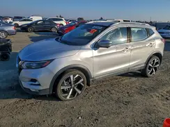JN1BJ1CV4LW261784 2020 NISSAN ROGUE