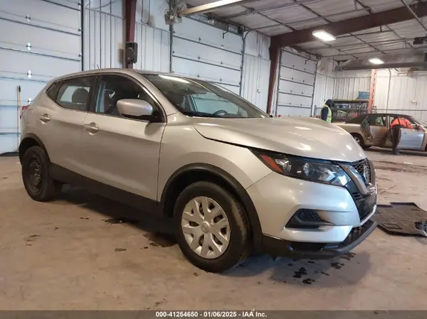 JN1BJ1CV4LW267407 2020 NISSAN ROGUE - Image 1