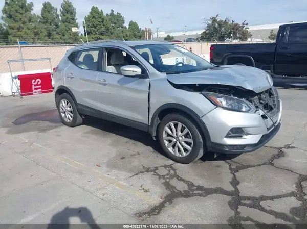 JN1BJ1CV5LW255380 2020 NISSAN ROGUE - Image 1