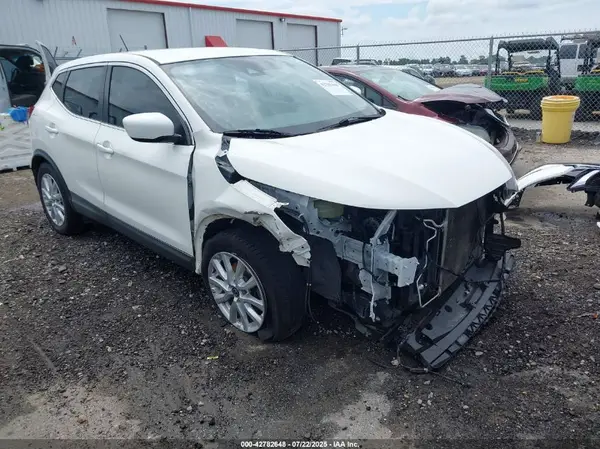JN1BJ1CV5LW260160 2020 NISSAN ROGUE - Image 1