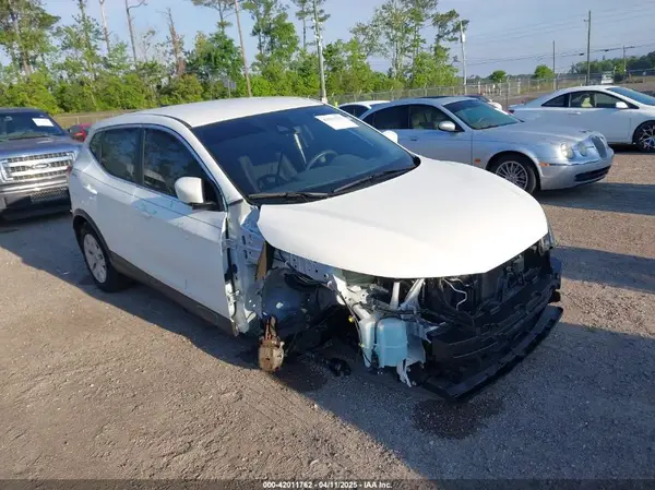 JN1BJ1CV5LW274608 2020 NISSAN ROGUE - Image 1