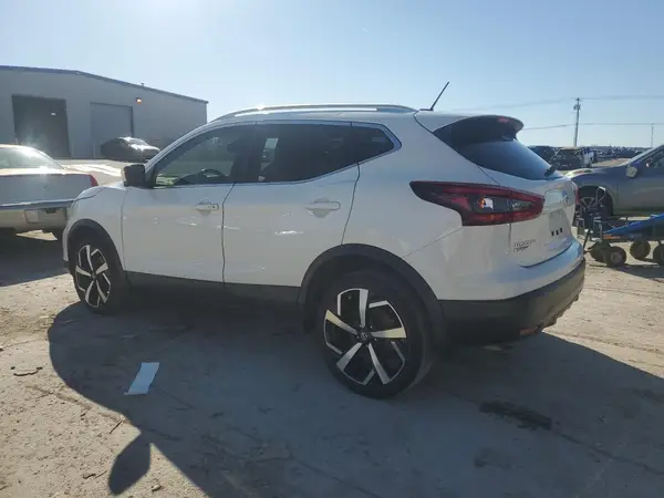 JN1BJ1CV5LW281770 2020 NISSAN ROGUE - Image 2
