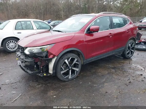 JN1BJ1CV5NW349942 2022 NISSAN ROGUE - Image 2