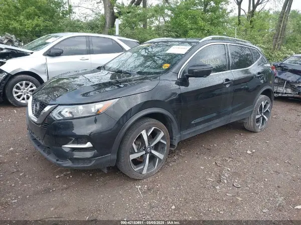 JN1BJ1CV6LW266484 2020 NISSAN ROGUE - Image 2