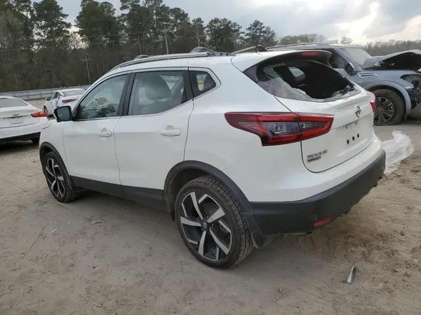 JN1BJ1CV6MW316687 2021 NISSAN ROGUE - Image 2