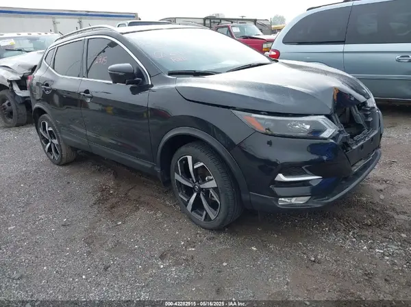 JN1BJ1CV6NW349223 2022 NISSAN ROGUE - Image 1