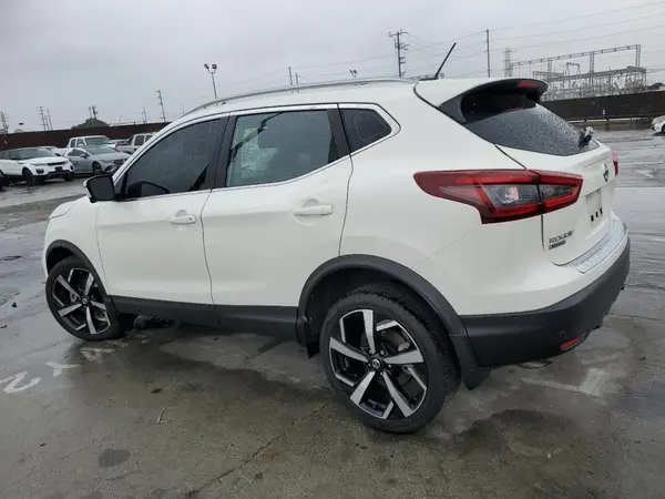 JN1BJ1CV6NW352302 2022 NISSAN ROGUE - Image 2