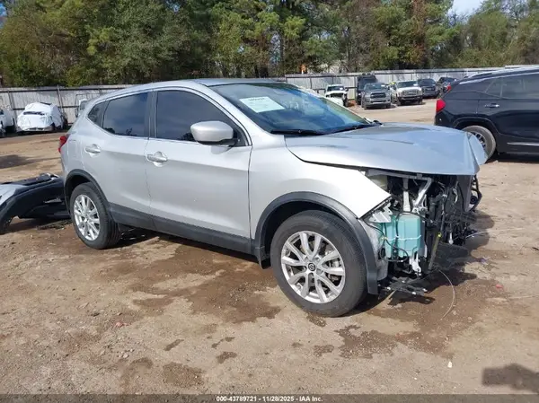 JN1BJ1CV7LW263965 2020 NISSAN ROGUE - Image 1