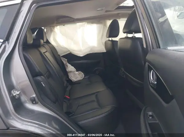 JN1BJ1CV7NW349294 2022 NISSAN ROGUE - Image 8