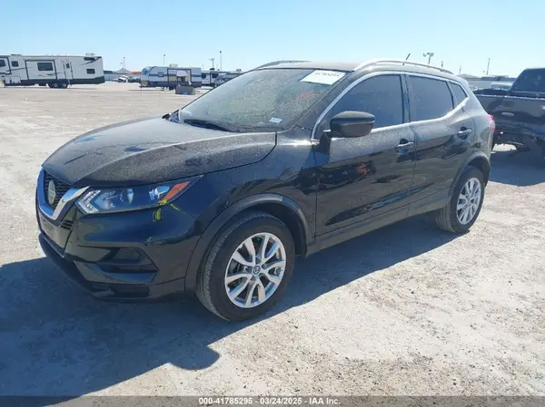 JN1BJ1CV8LW256376 2020 NISSAN ROGUE - Image 2