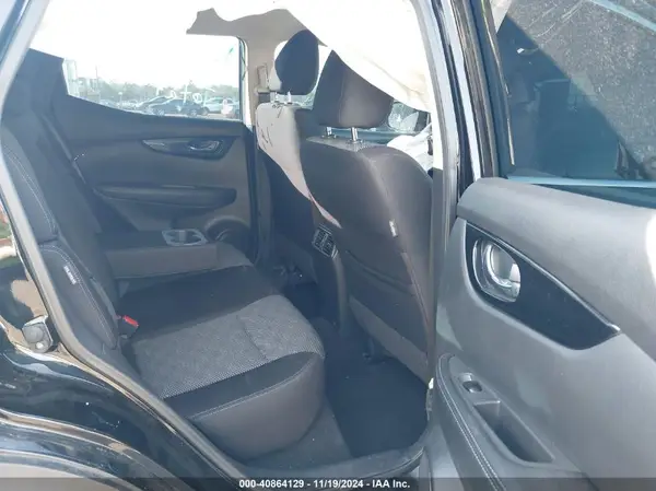 JN1BJ1CV8LW542129 2020 NISSAN ROGUE - Image 8