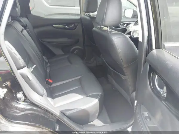 JN1BJ1CV8MW320692 2021 NISSAN ROGUE - Image 8