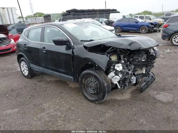 JN1BJ1CV9LW256578 2020 NISSAN ROGUE - Image 1