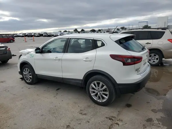 JN1BJ1CV9LW266821 2020 NISSAN ROGUE - Image 2