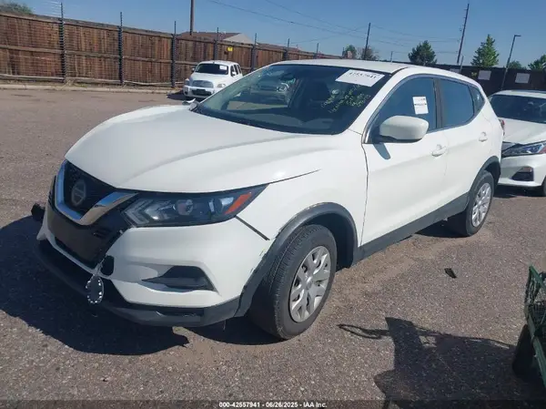 JN1BJ1CV9LW270173 2020 NISSAN ROGUE - Image 2