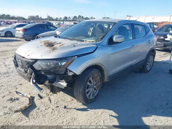 JN1BJ1CV9LW281450 2020 NISSAN ROGUE - Image 2