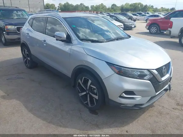 JN1BJ1CV9MW315968 2021 NISSAN ROGUE - Image 1
