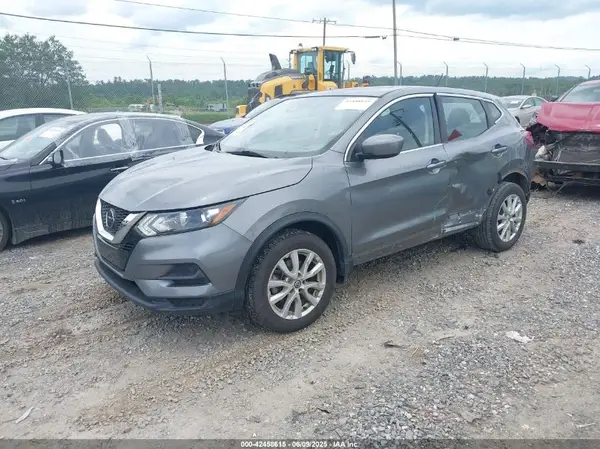 JN1BJ1CVXLW263068 2020 NISSAN ROGUE - Image 2