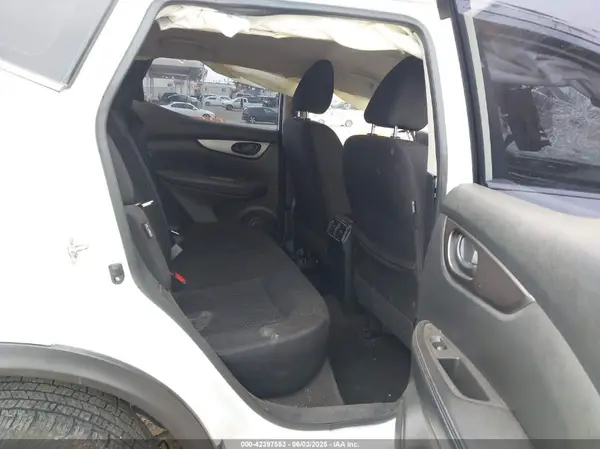 JN1BJ1CVXLW269923 2020 NISSAN ROGUE - Image 8