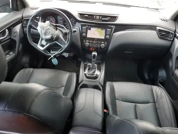 JN1BJ1CVXMW560939 2021 NISSAN ROGUE - Image 8