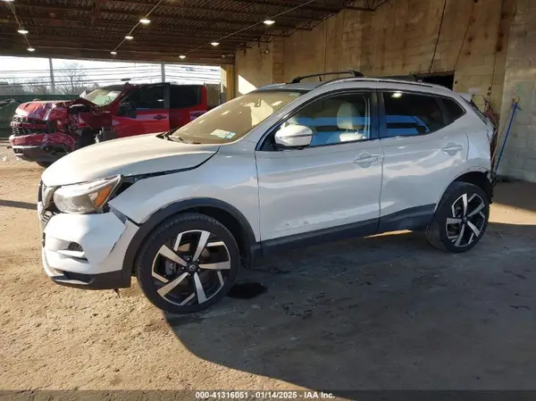 JN1BJ1CW0LW361289 2020 NISSAN ROGUE - Image 2