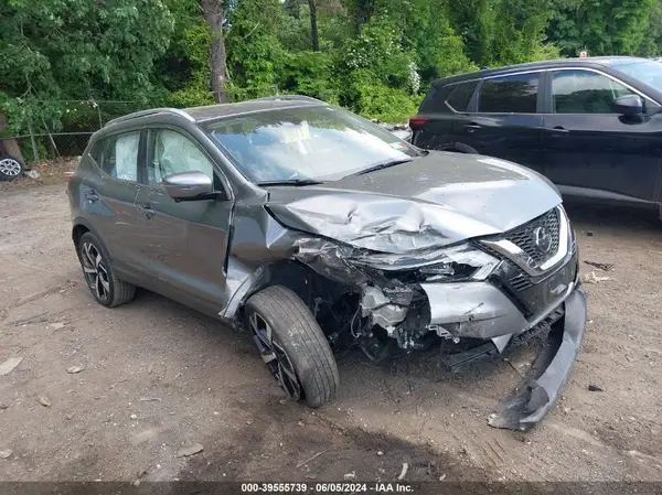 JN1BJ1CW0LW386015 2020 NISSAN ROGUE - Image 1