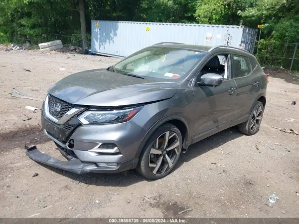 JN1BJ1CW0LW386015 2020 NISSAN ROGUE - Image 2