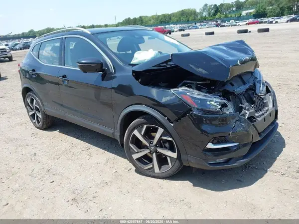 JN1BJ1CW0MW421105 2021 NISSAN ROGUE - Image 1