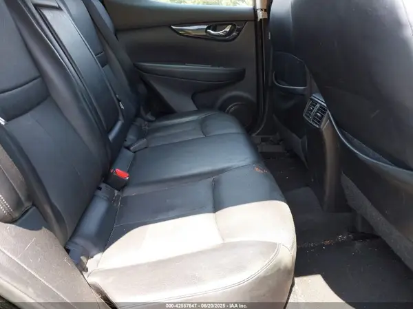 JN1BJ1CW0MW421105 2021 NISSAN ROGUE - Image 8