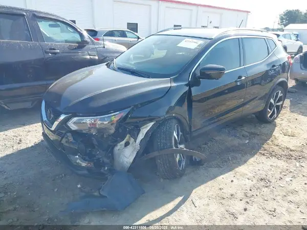 JN1BJ1CW0NW499143 2022 NISSAN ROGUE - Image 2