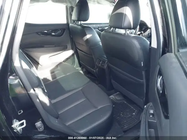 JN1BJ1CW0NW499546 2022 NISSAN ROGUE - Image 8