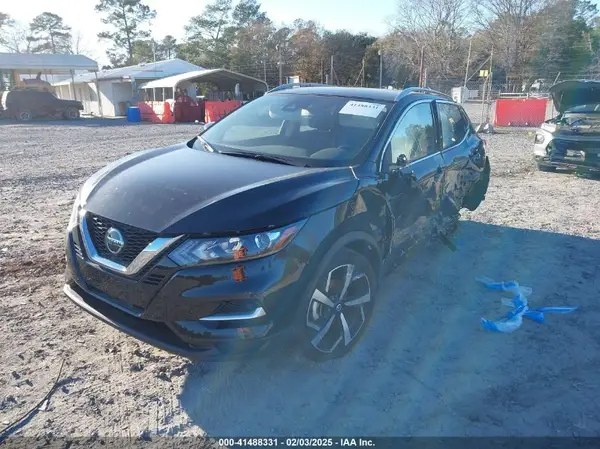 JN1BJ1CW1NW494856 2022 NISSAN ROGUE - Image 2