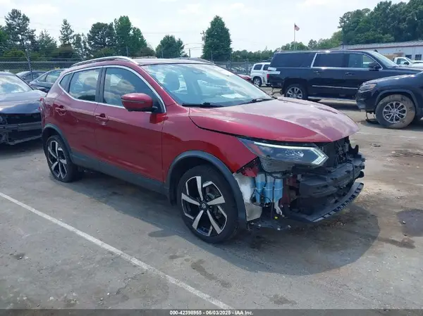 JN1BJ1CW2LW390227 2020 NISSAN ROGUE - Image 1