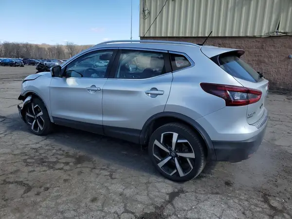 JN1BJ1CW2NW484272 2022 NISSAN ROGUE - Image 2