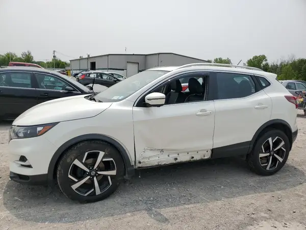 JN1BJ1CW3LW372156 2020 NISSAN ROGUE - Image 1