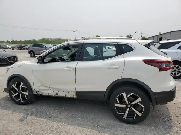 JN1BJ1CW3LW372156 2020 NISSAN ROGUE - Image 2