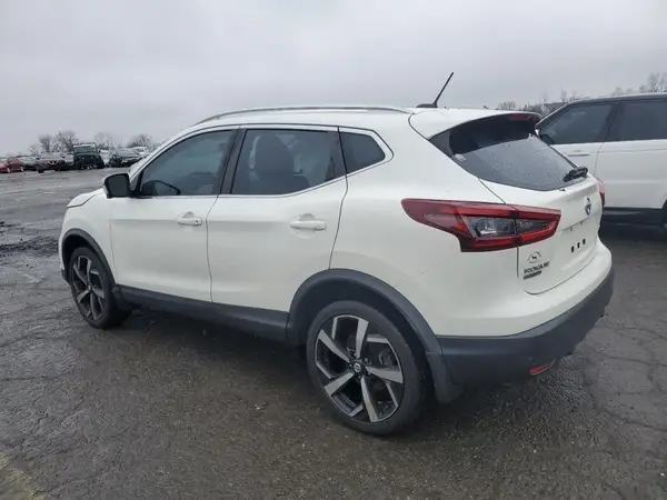 JN1BJ1CW4LW382386 2020 NISSAN ROGUE - Image 2