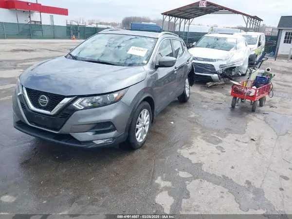 JN1BJ1CW4LW388642 2020 NISSAN ROGUE - Image 2
