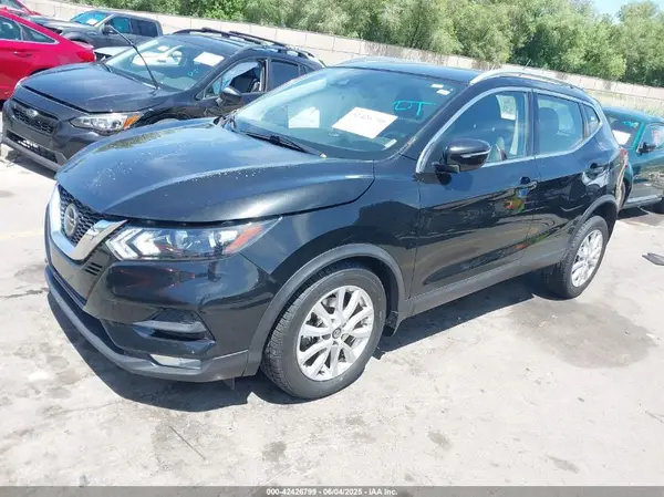 JN1BJ1CW4LW647758 2020 NISSAN ROGUE - Image 2